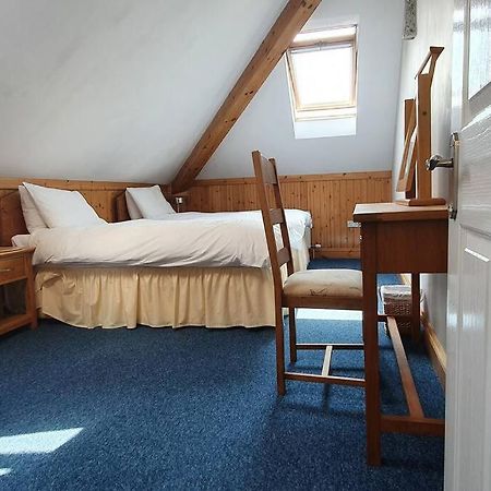 Stylish, Comfortable Apartment With Balcony 普里茅斯 外观 照片